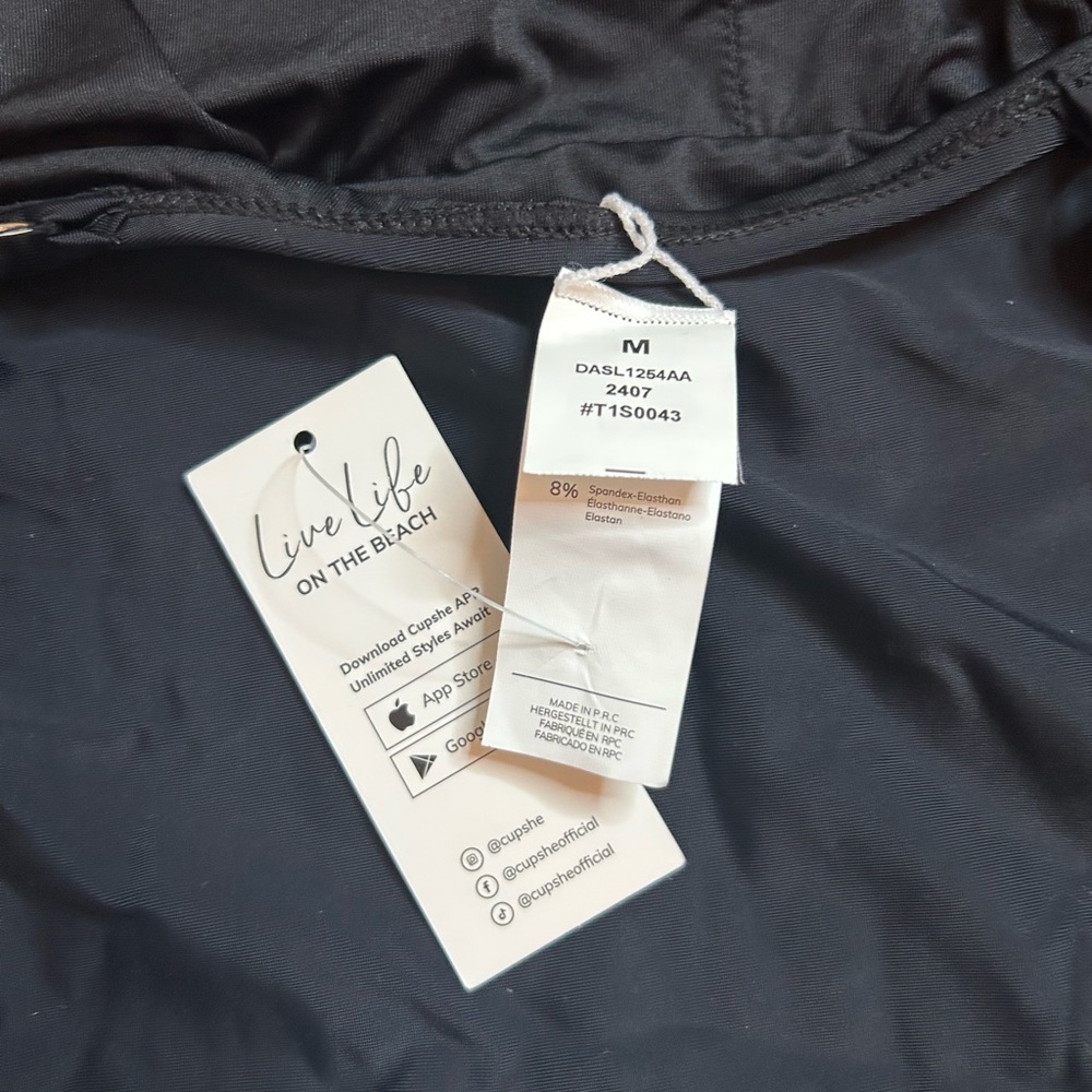 Cupshe Classic Black One-Piece Swimsuit - Picture 3 of 5